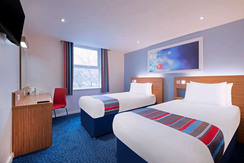 Travelodge Chester Warrington Road Cameră foto